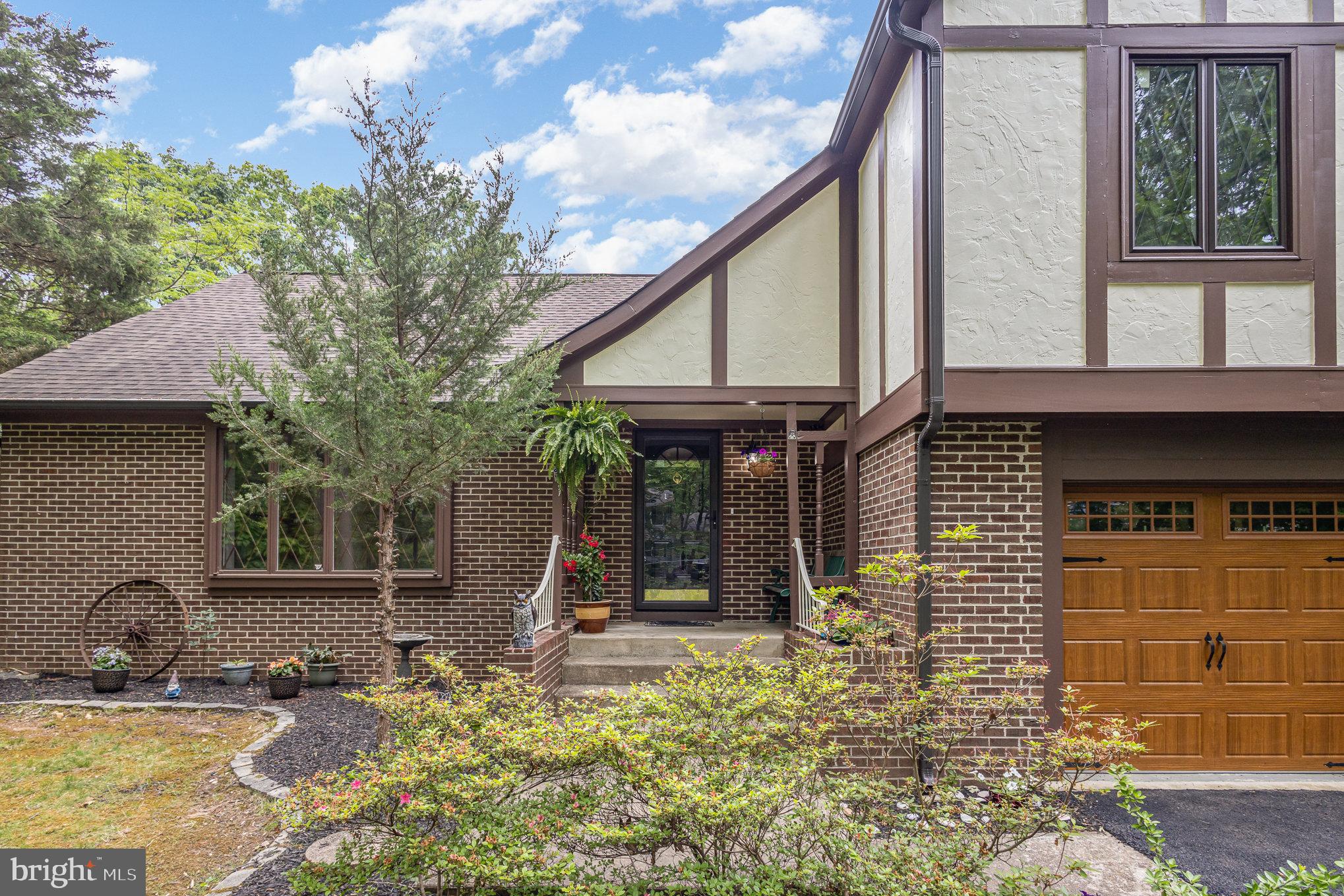 113 PINTA COVE