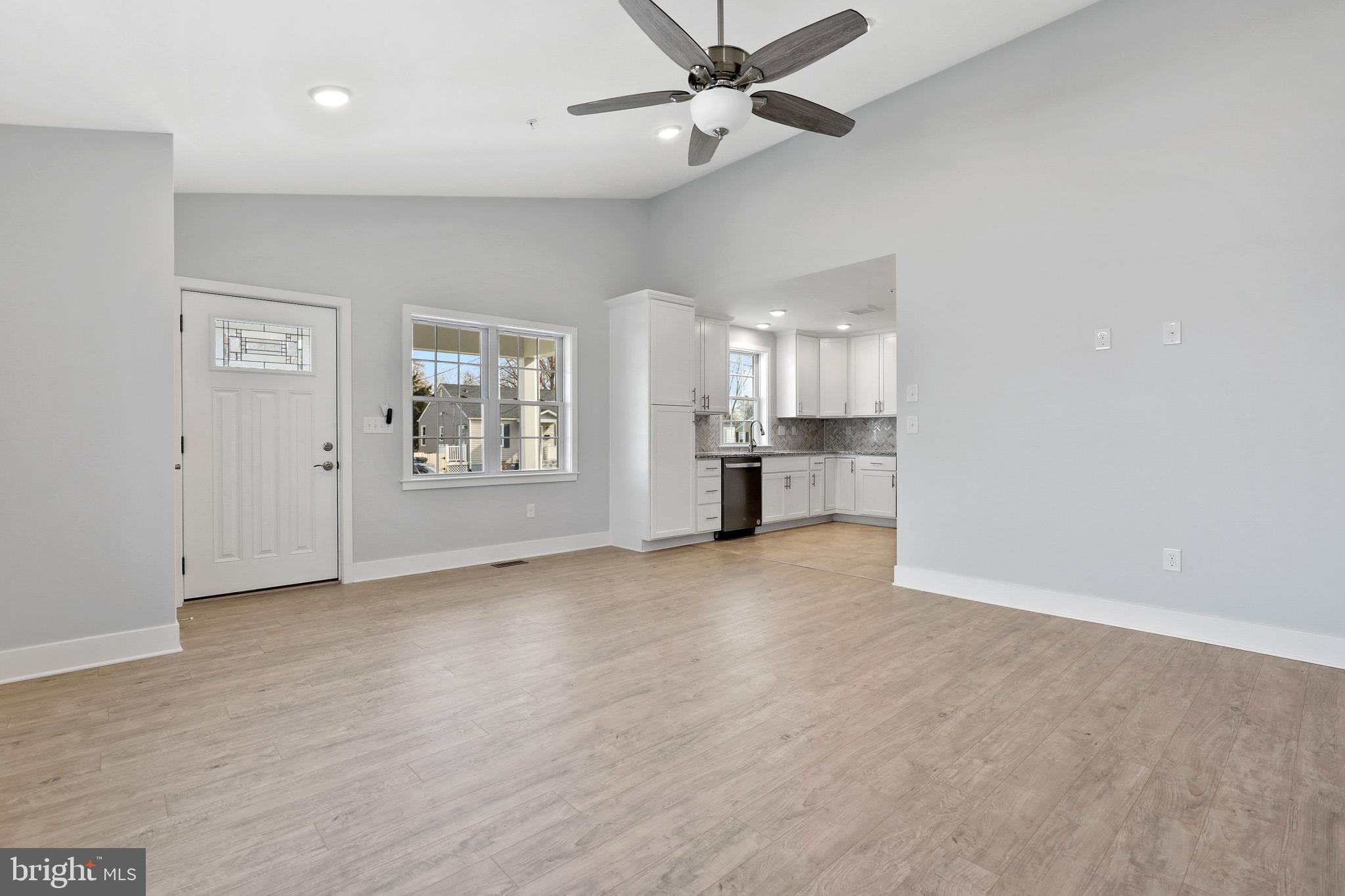 ABERDEEN HILLS - Residential