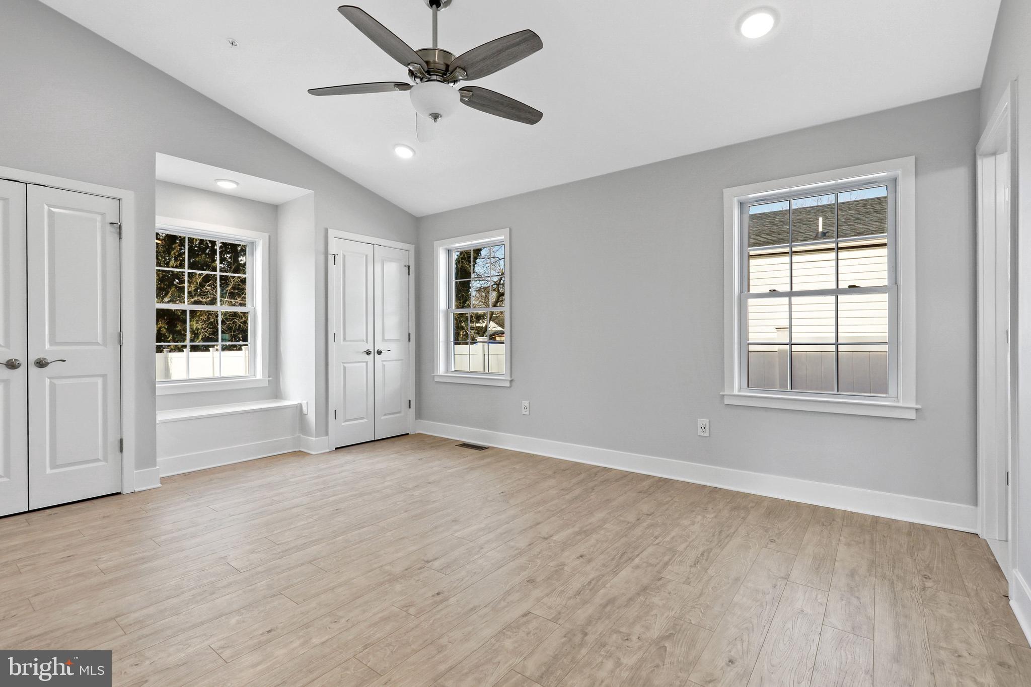 ABERDEEN HILLS - Residential