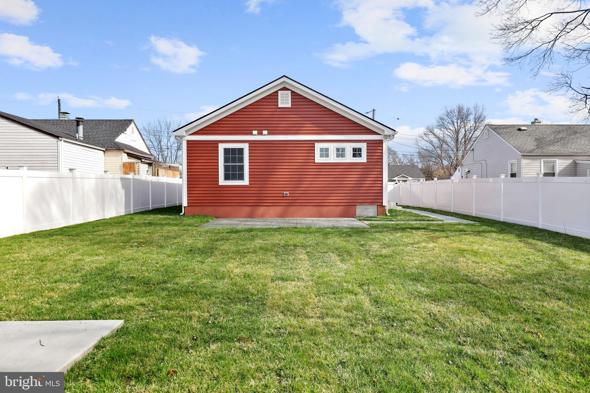 ABERDEEN HILLS - Residential