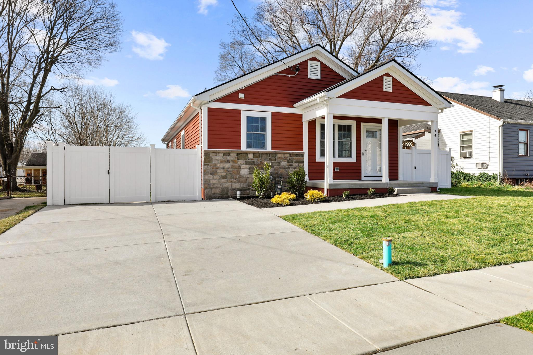 ABERDEEN HILLS - Residential