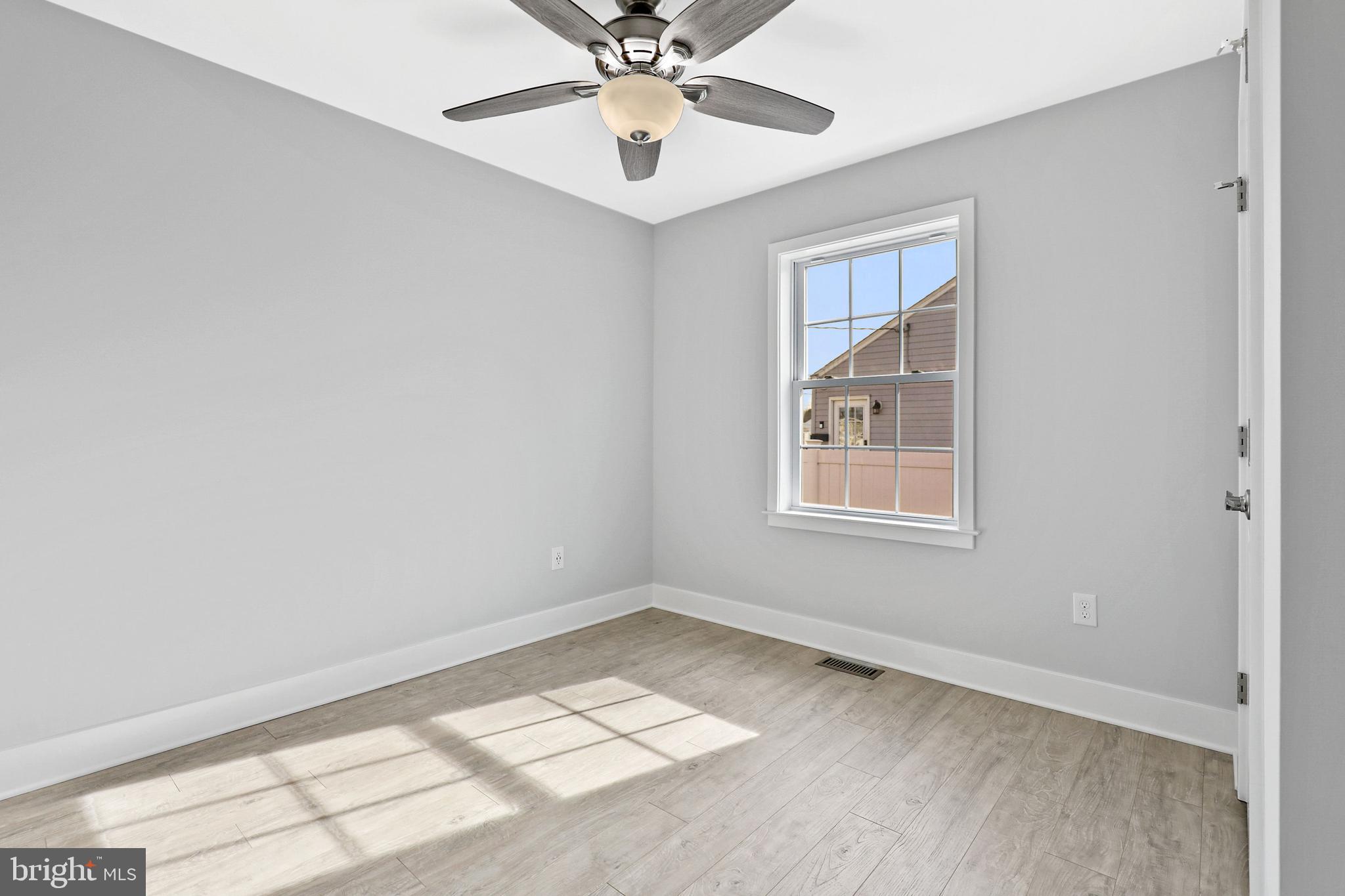 ABERDEEN HILLS - Residential