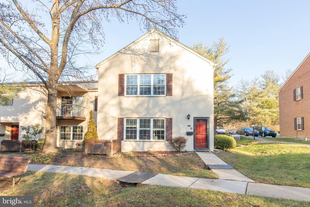 Photo of 510 Old Forge Xing, DEVON, PA 19333 (MLS # PACT2117860)