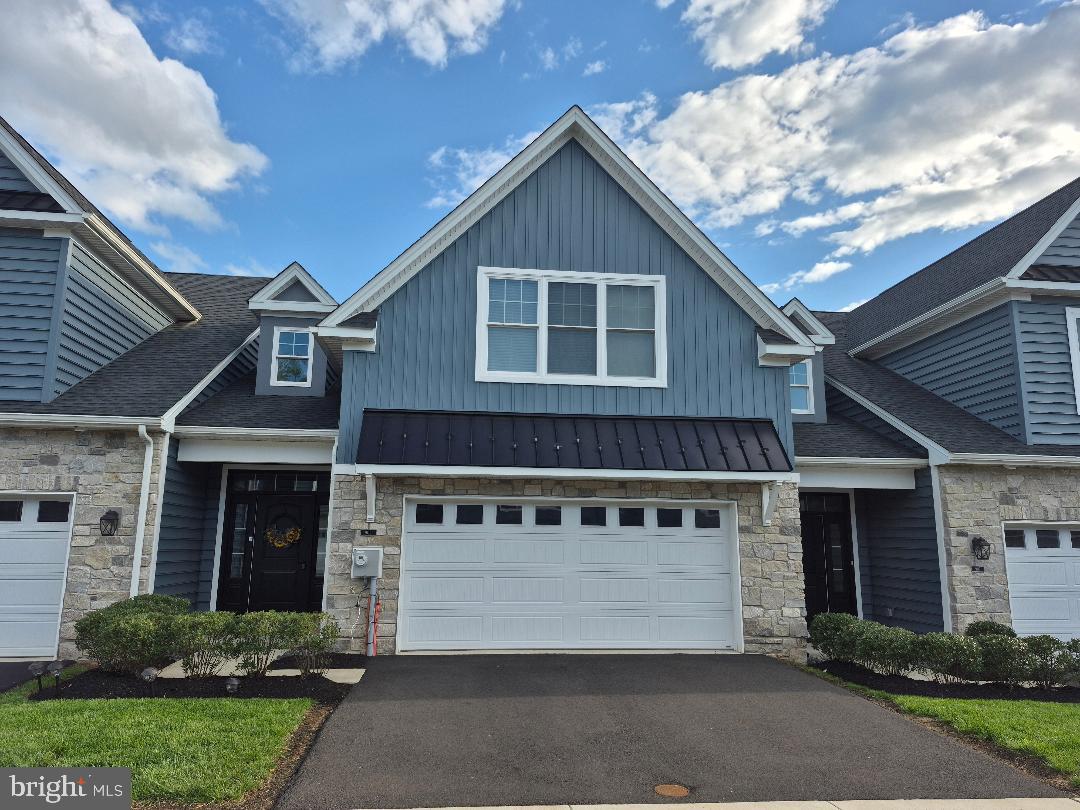 ROSE POINTE - Residential