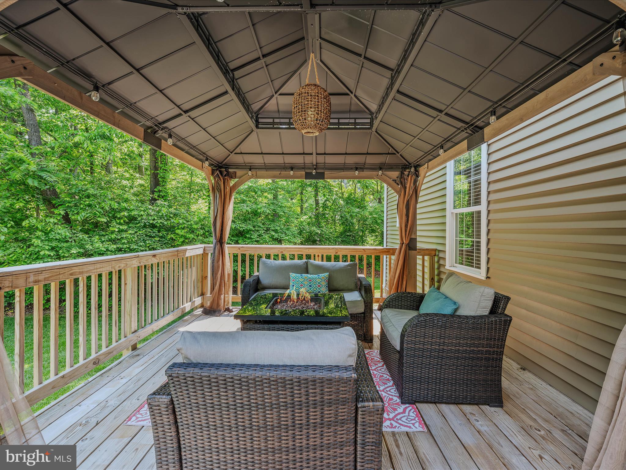 WILLOW RIDGE - Residential