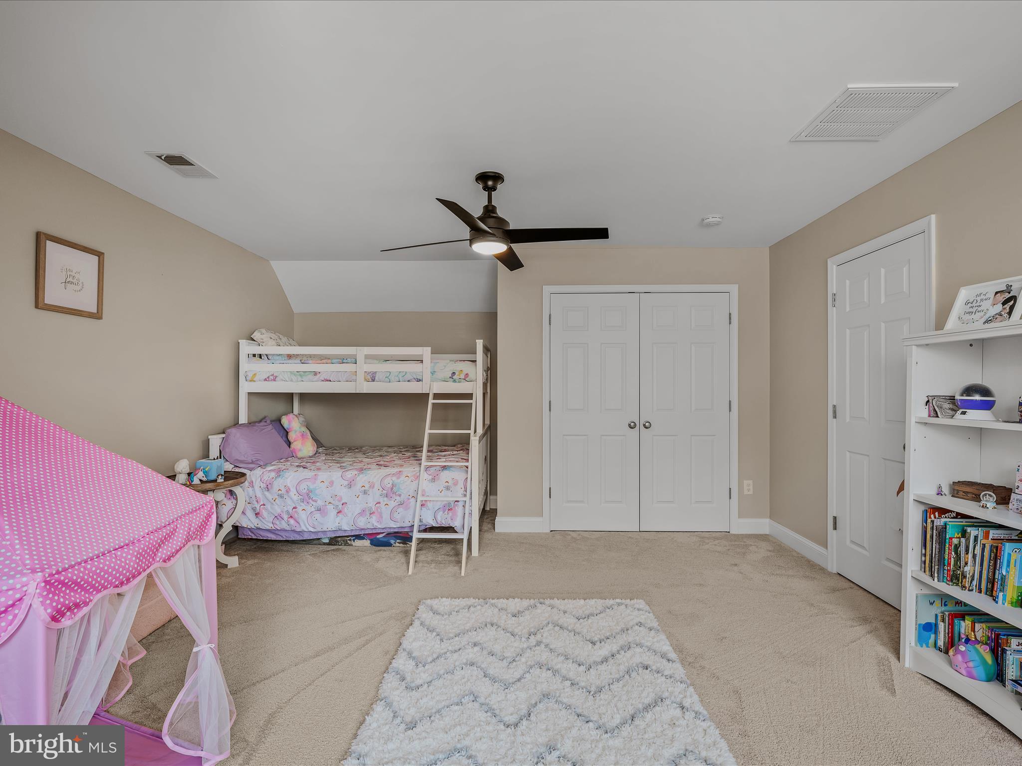 WILLOW RIDGE - Residential