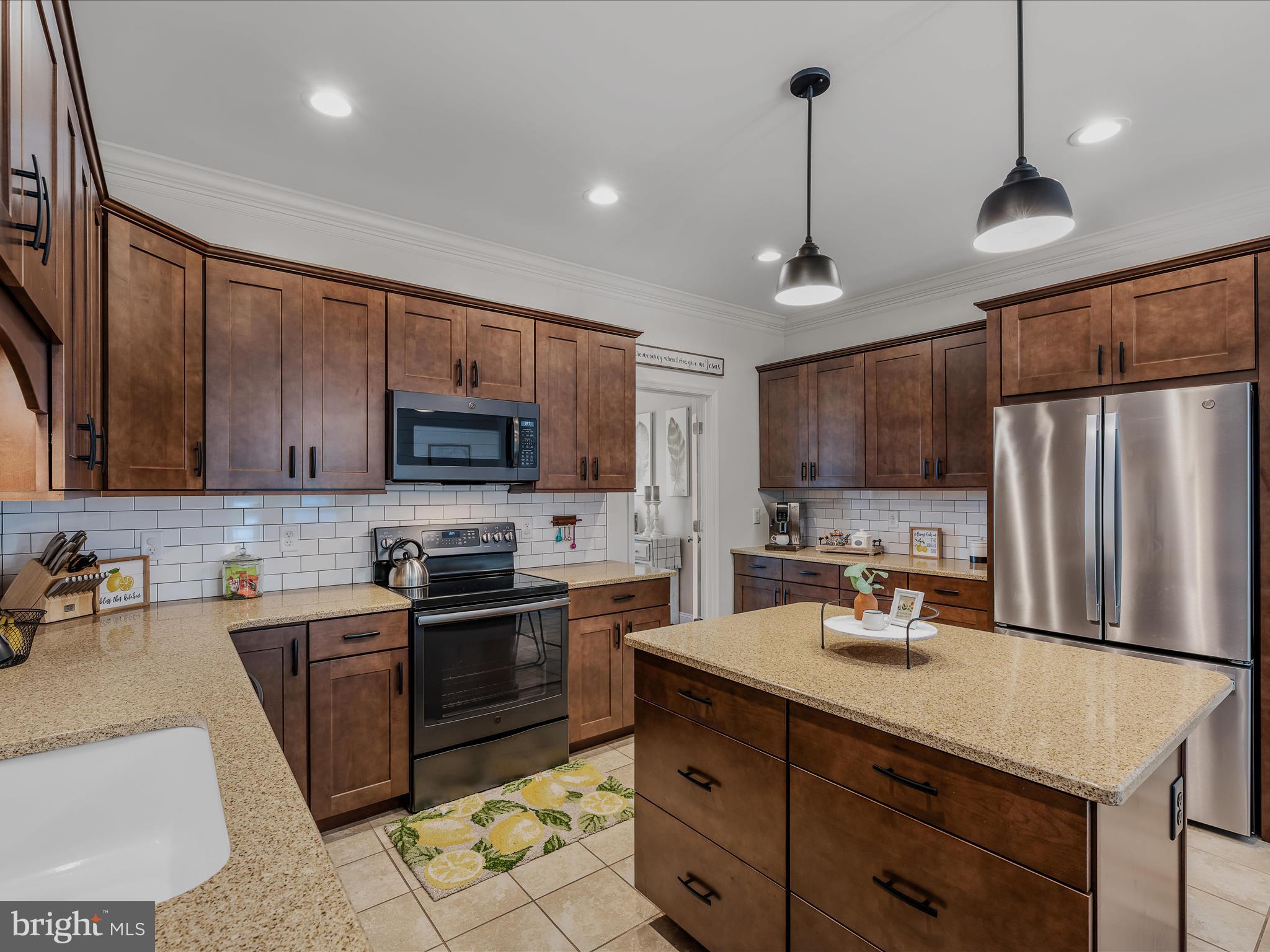 WILLOW RIDGE - Residential