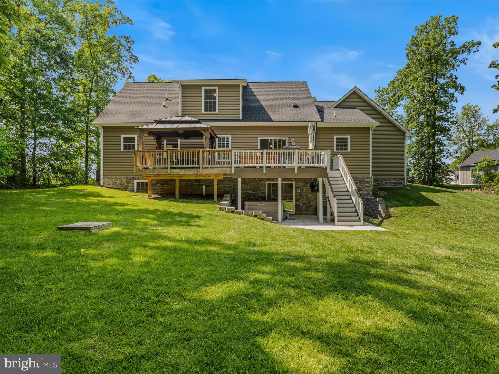 WILLOW RIDGE - Residential