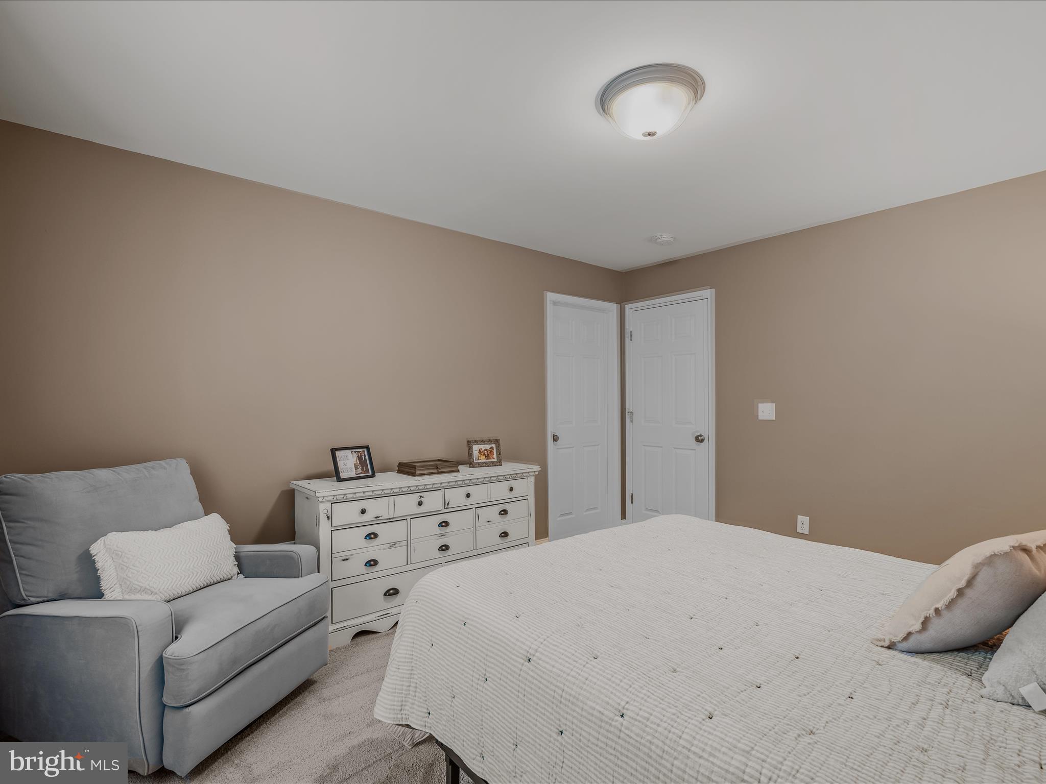 WILLOW RIDGE - Residential