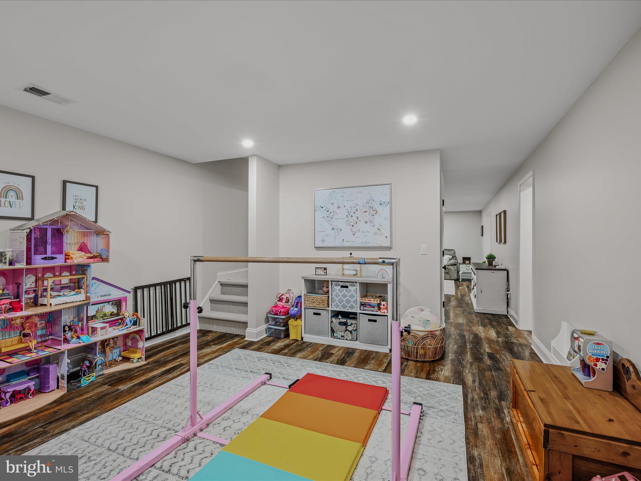 WILLOW RIDGE - Residential