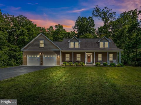608 HALLMARK DRIVE MARTINSBURG WV 25403
