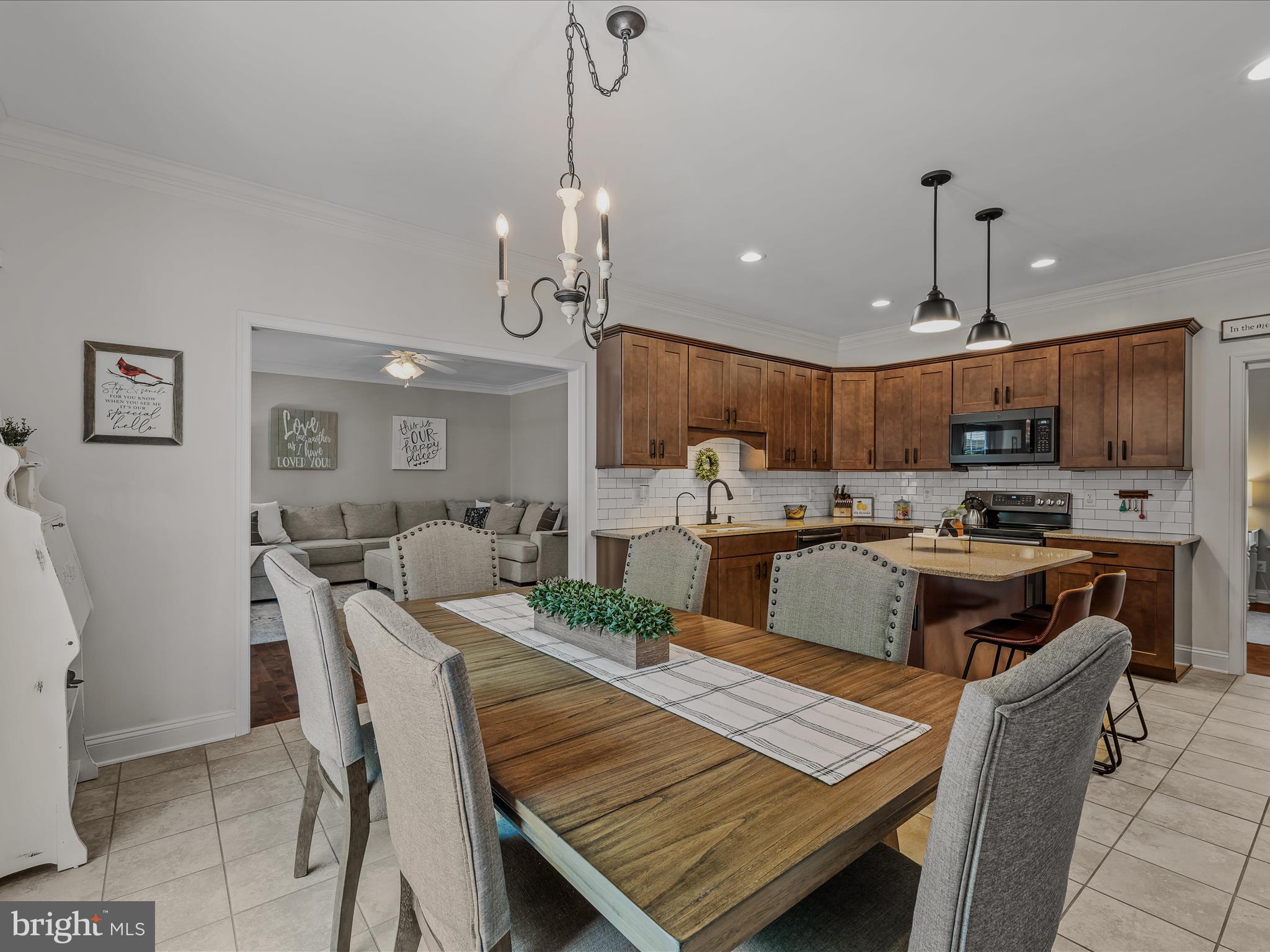 WILLOW RIDGE - Residential