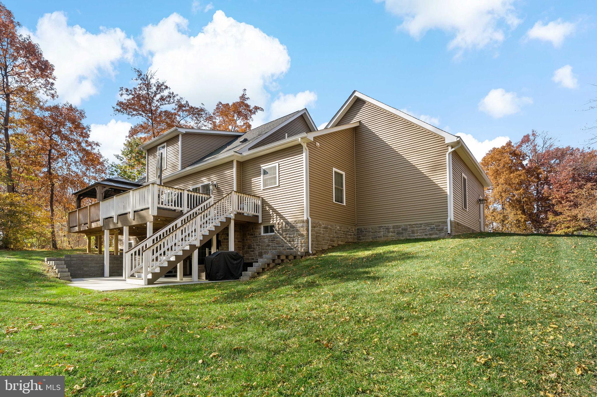 WILLOW RIDGE - Residential