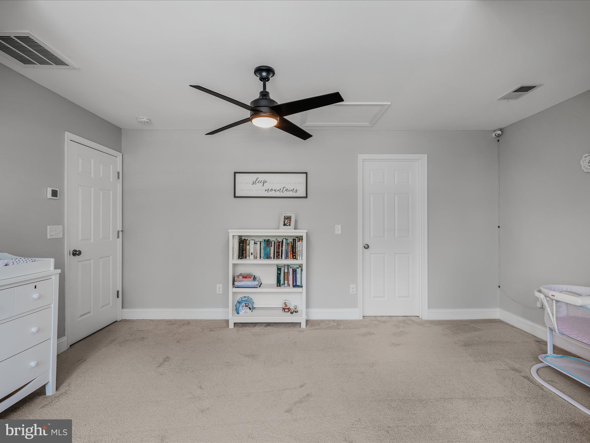 WILLOW RIDGE - Residential