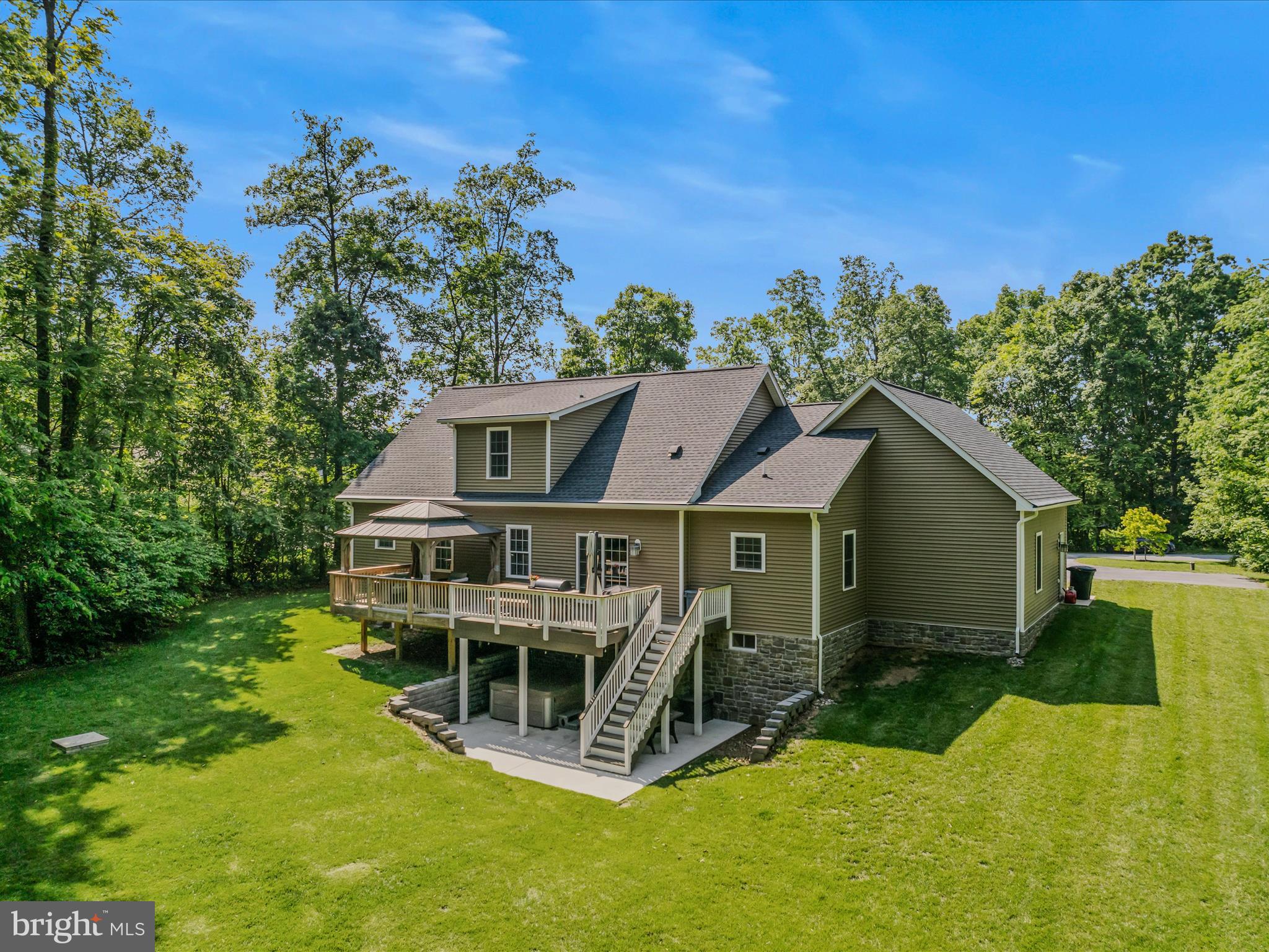608 HALLMARK DRIVE