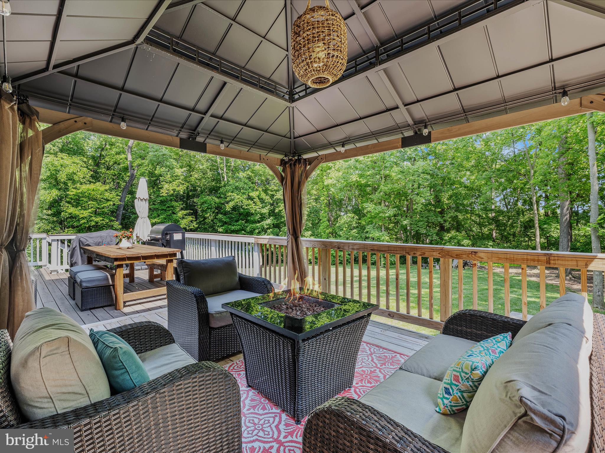 WILLOW RIDGE - Residential