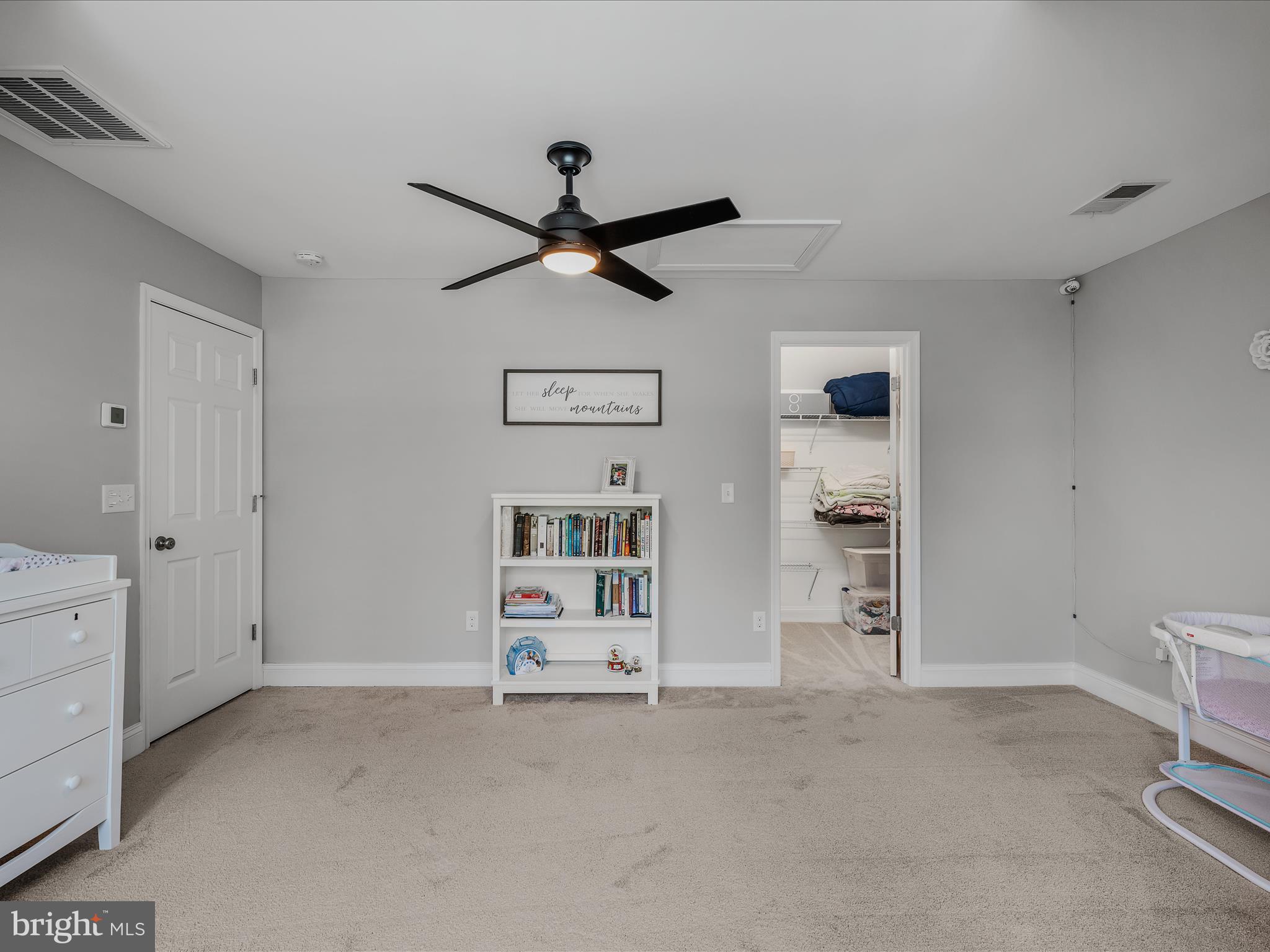 WILLOW RIDGE - Residential