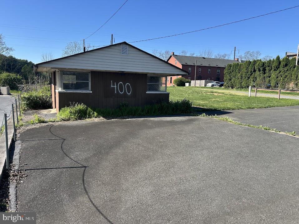 400 E MAIN STREET