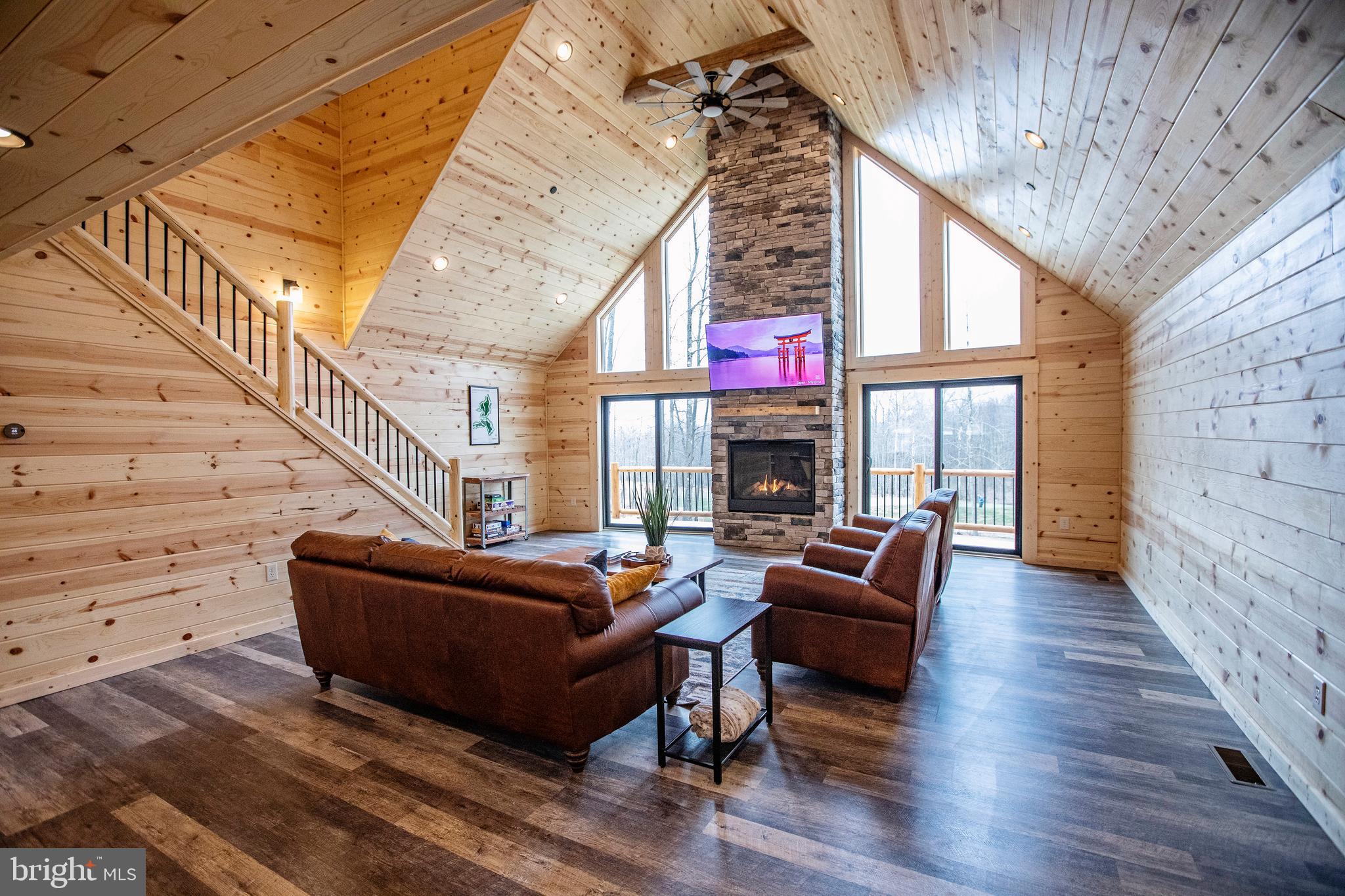 LODESTONE SUB - Residential