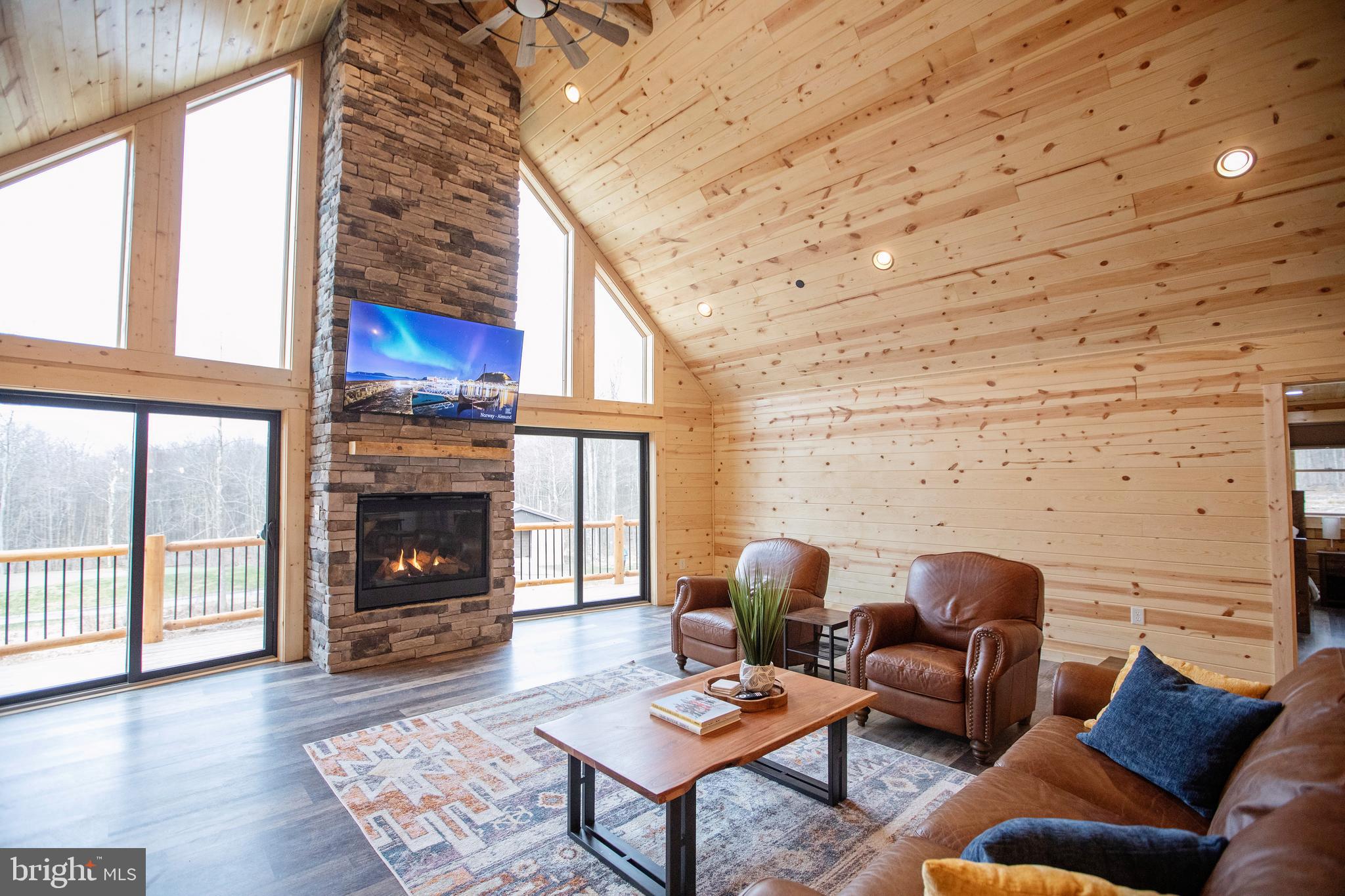 LODESTONE SUB - Residential