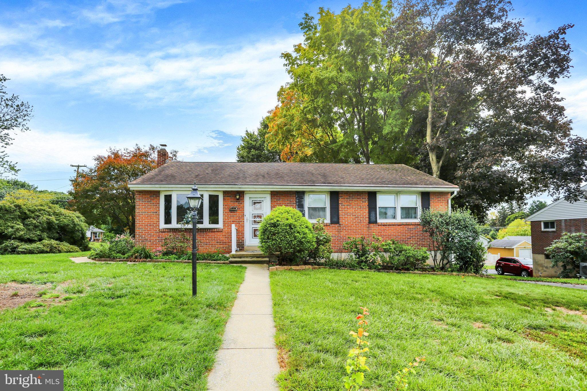 1000 RHODORA AVENUE