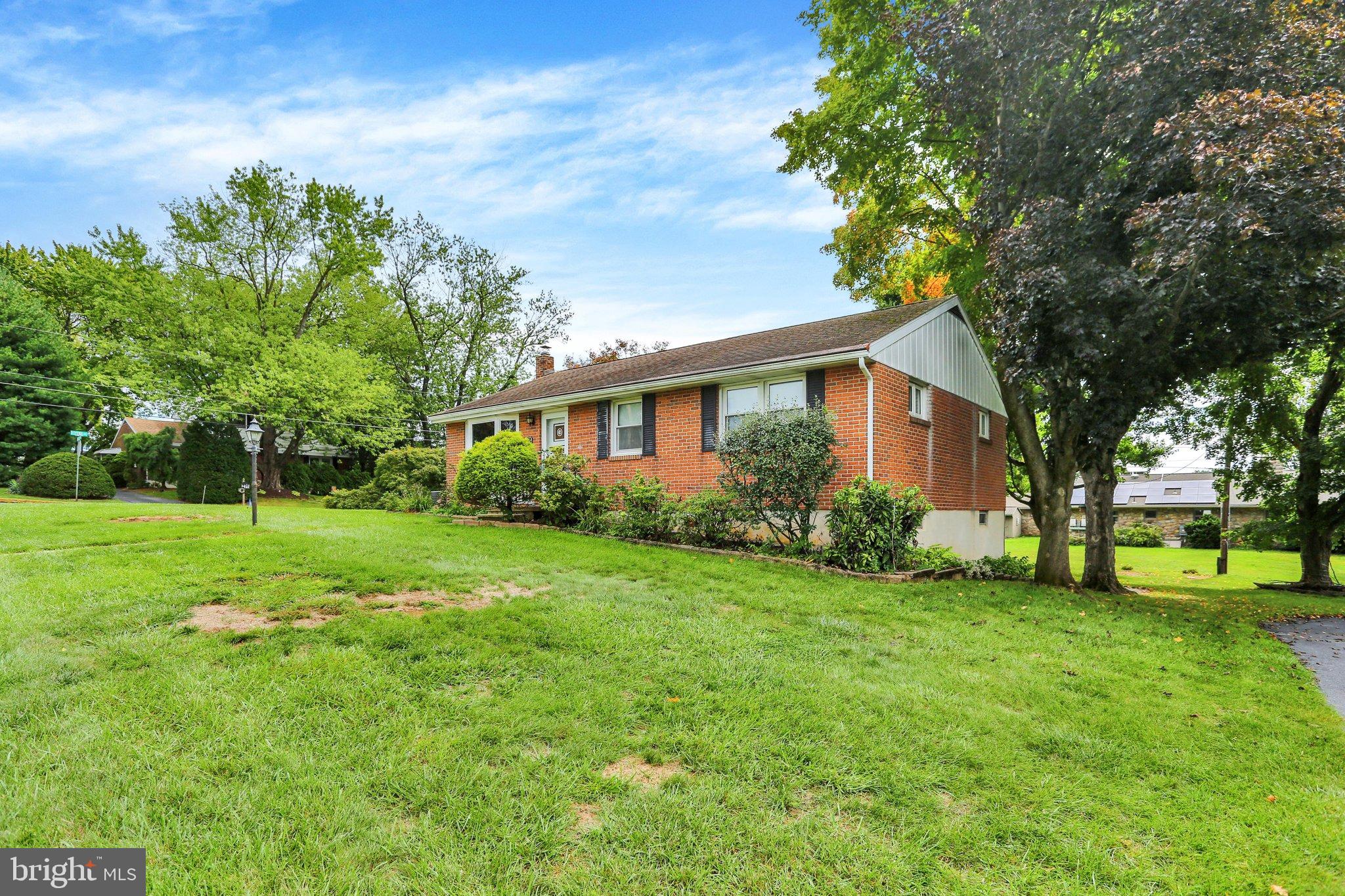 1000 RHODORA AVENUE