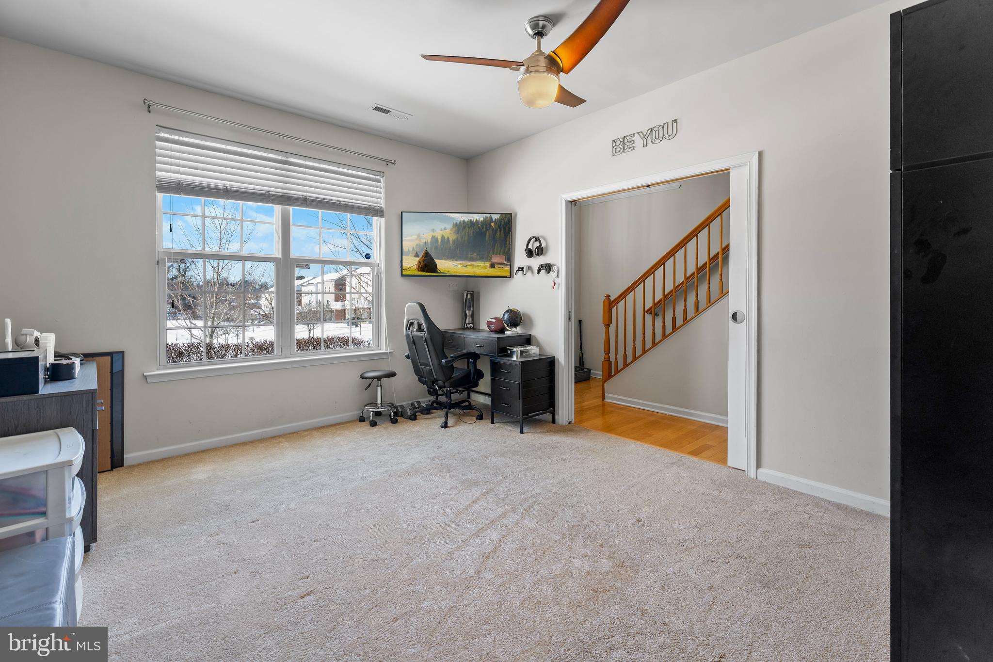 516 VICTORIANNA DRIVE