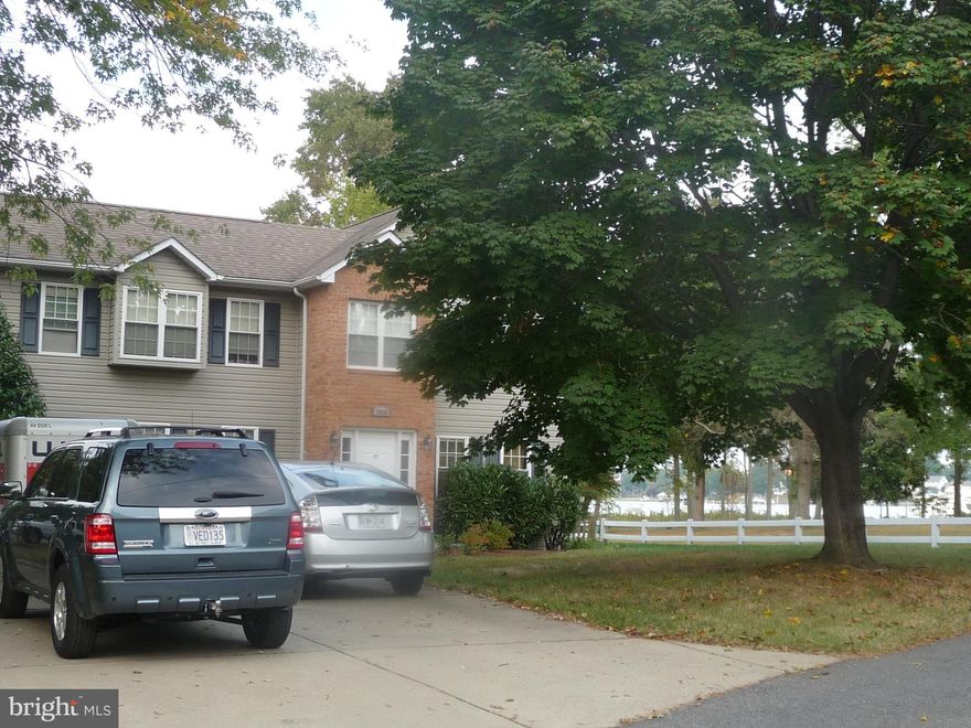 Great home in peaceful setting with great water views. Home has 3 bedrooms and 2 full baths. Large family room with vaulted ceiling. Master bedroom has balcony and walk in closet. Master bath has shower and jacuzzi tub. 1 car garage and parking for 6 cars. 1/2 acre lot zoned marina commercial. South River school district.