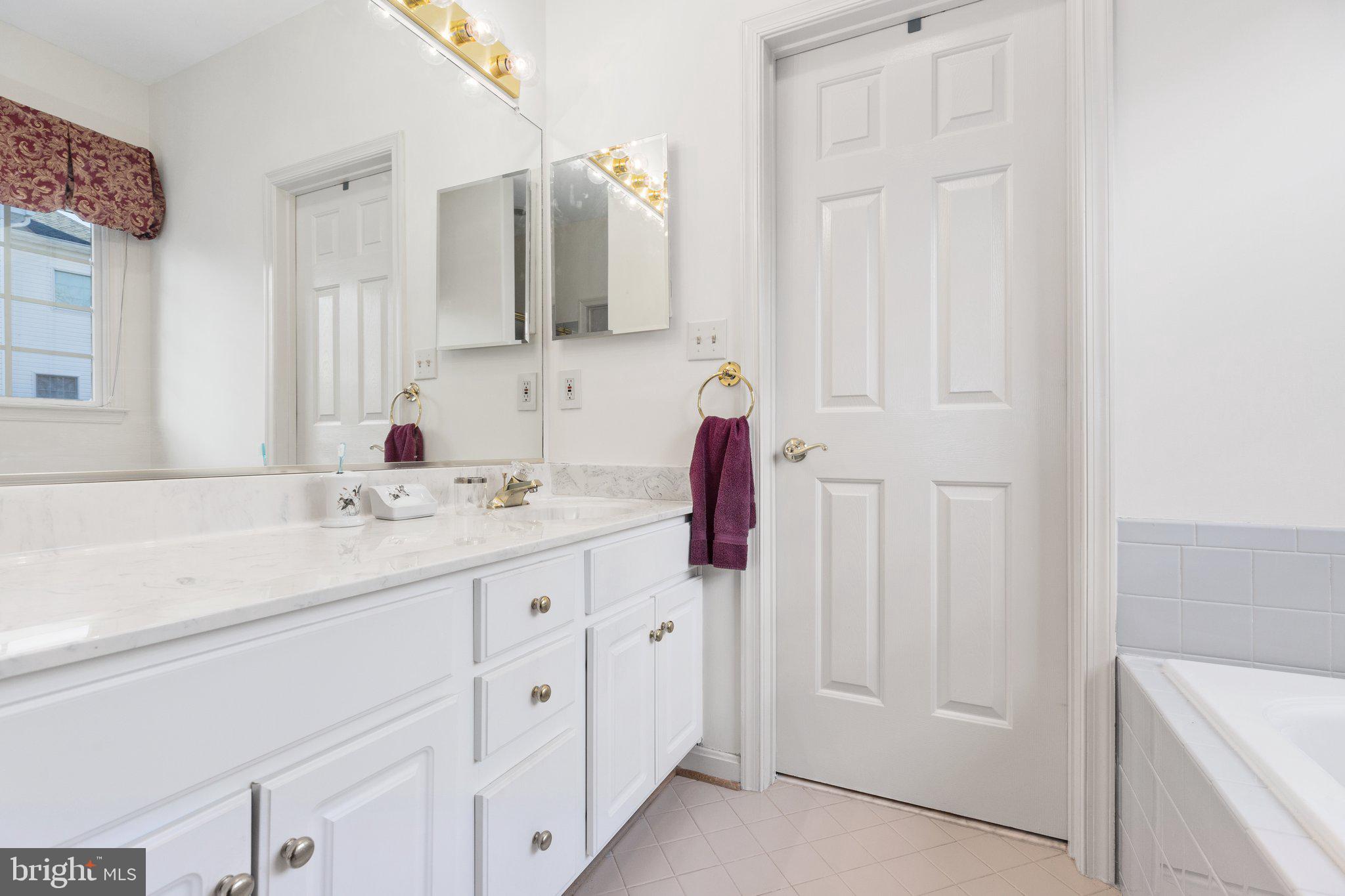 STONEHAVEN - Residential