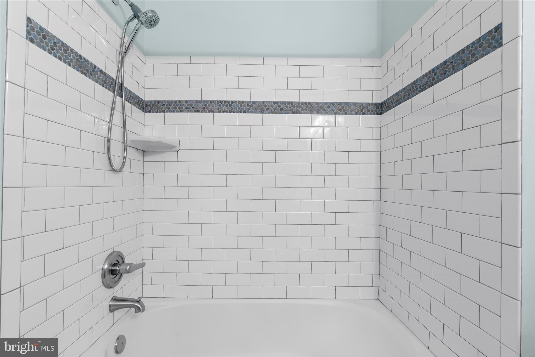 PINEY ORCHARD - Residential