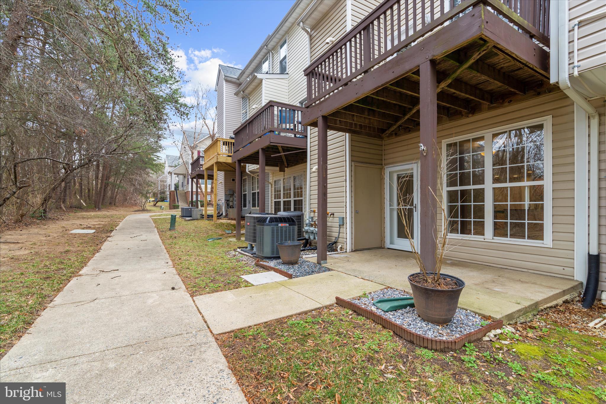 PINEY ORCHARD - Residential