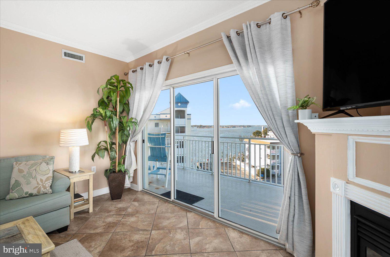 DOWNTOWN OC - Residential