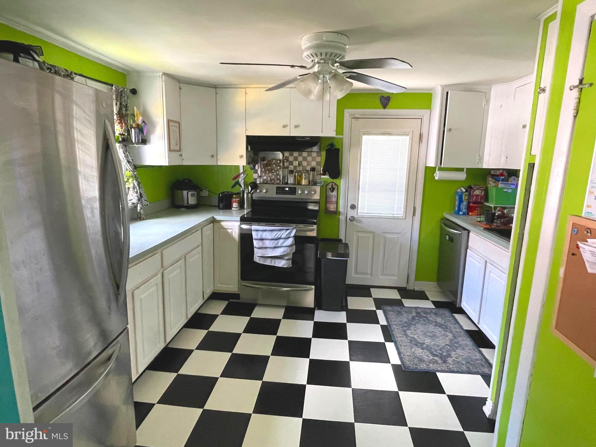 CRESTMONT - Residential