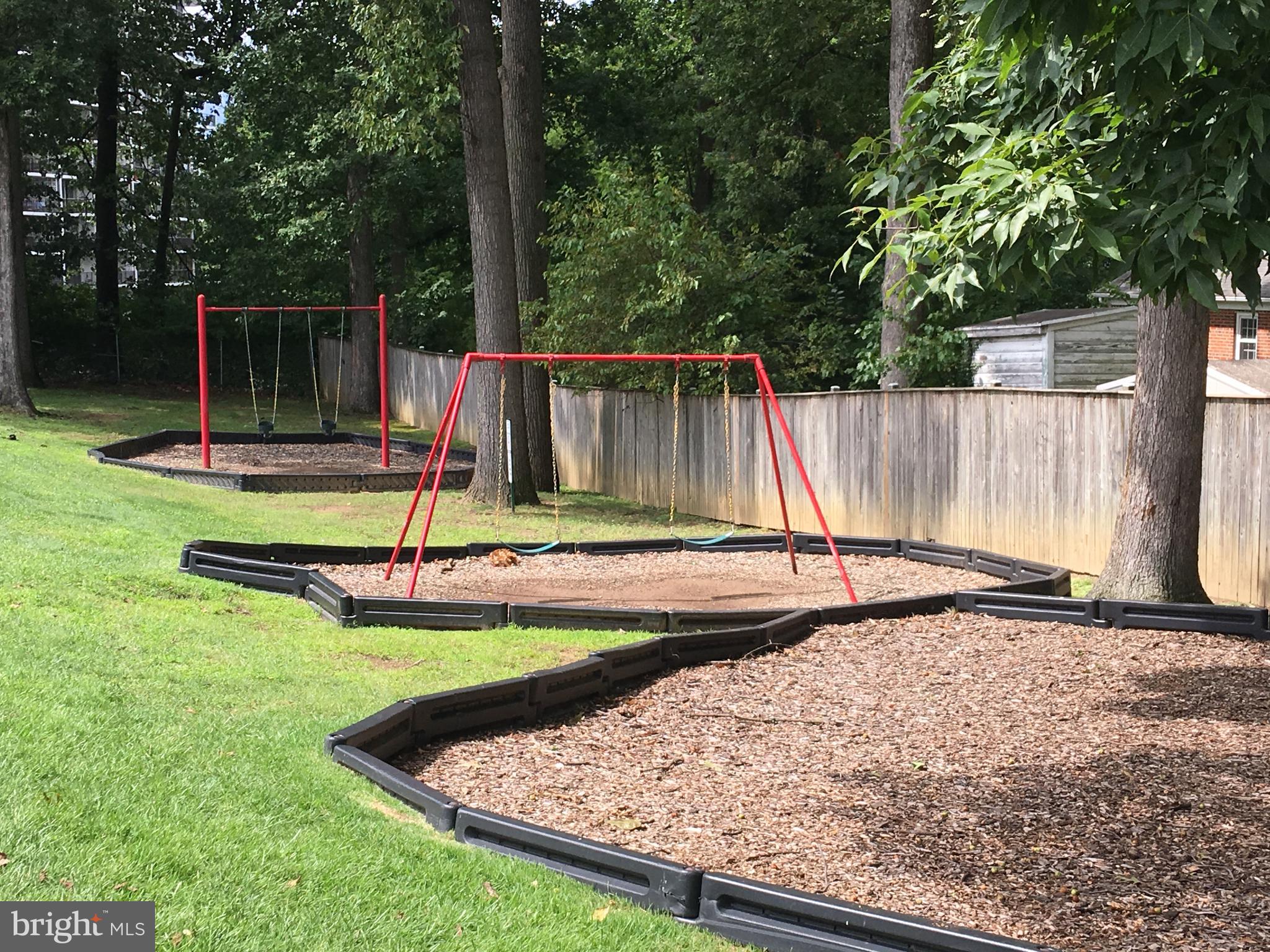 MONTGOMERY CENTURY - Residential Lease