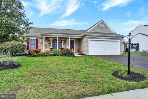 40 HEATHER WAY YORK PA 17404
