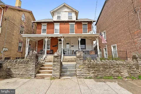 722 E Hector Street, Conshohocken, PA MLS: PAMC2135124