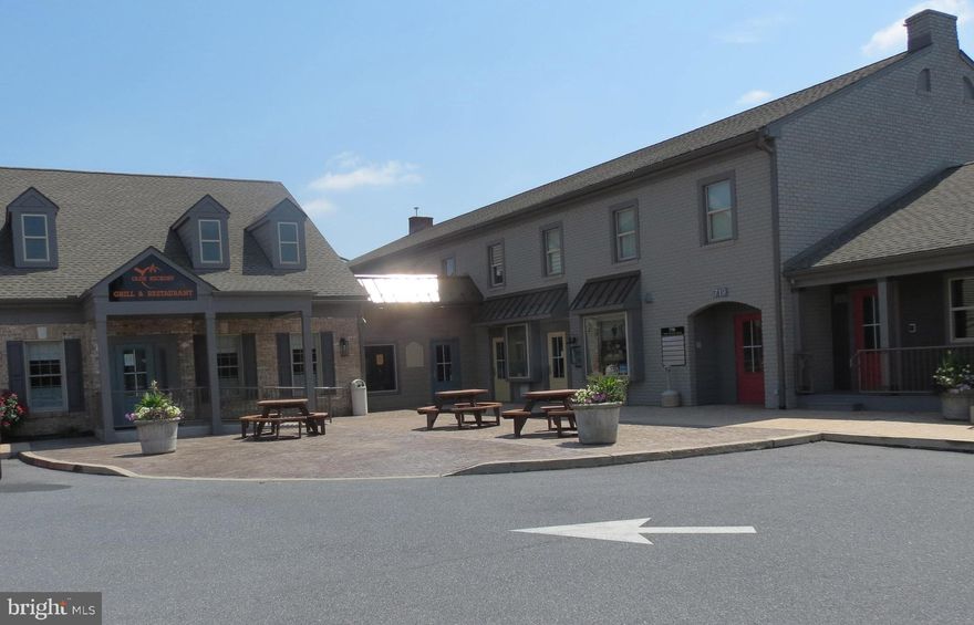 Ground-level corner suite in Olde Hickory Square shopping center which is located at the entrance to Village of Olde Hickory apartment complex.  Other businesses in the center include Stubby’s Bar & Grille, Olde Hickory Grille, Stitches Unlimited and more.  Zoning allows for a multitude of retail and commercial uses.
Landlord is open to providing a buildout allowance depending on deal terms.