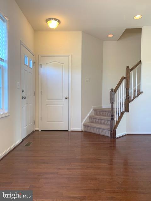 LADYSMITH VILLAGE - Residential Lease