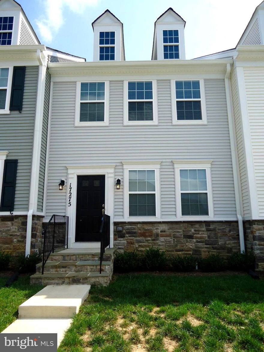 Ladysmith Village - Spacious 3 level townhome with 4 bedrooms and 3.5 baths! Gourmet kitchen with granite counters and black appliances. Features wood floors, finished basement and garage. Convenient location close to Fort AP Hill and I-95. Neighborhood features a pool, playground and walking trail. Available 12/20/25.