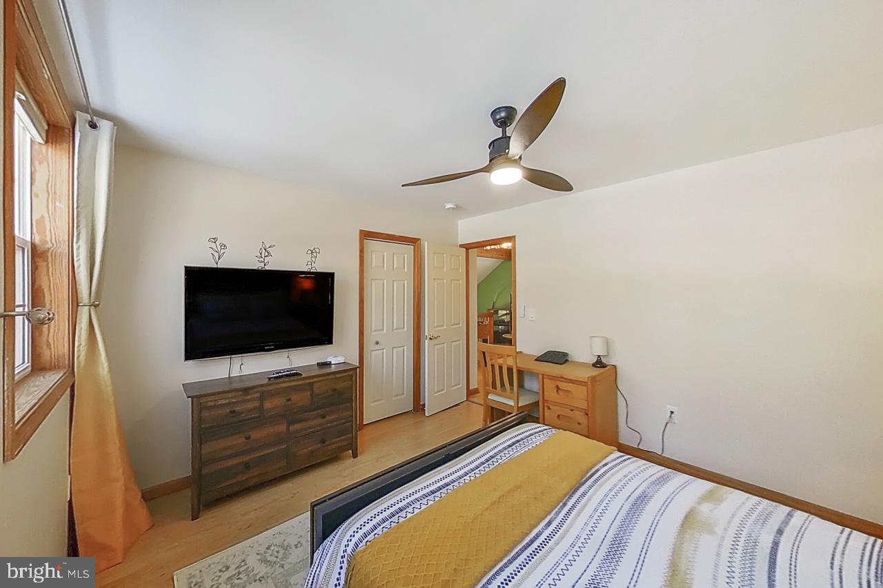 ARROWHEAD LAKES - Residential