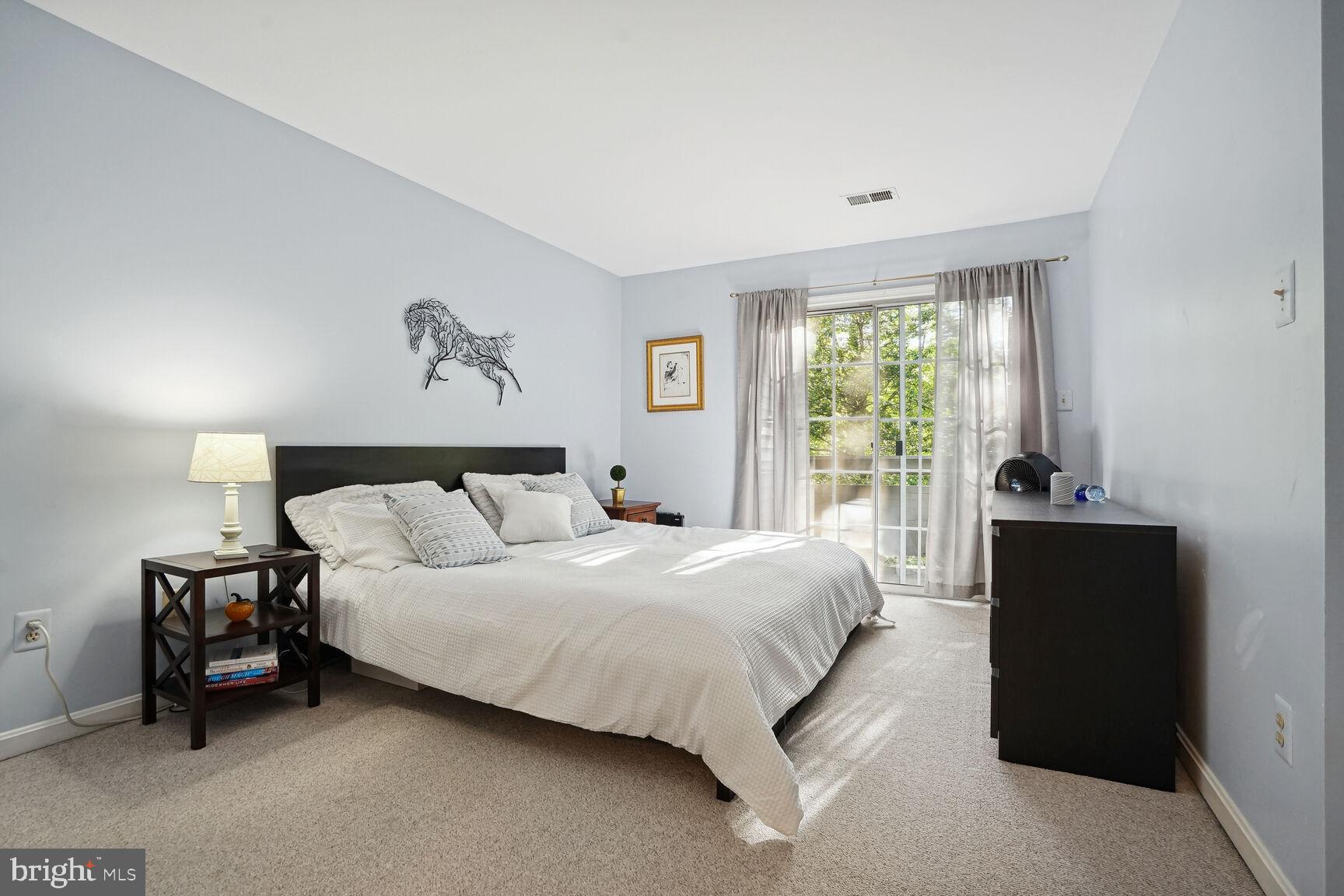 BRISTOL HOUSE - Residential