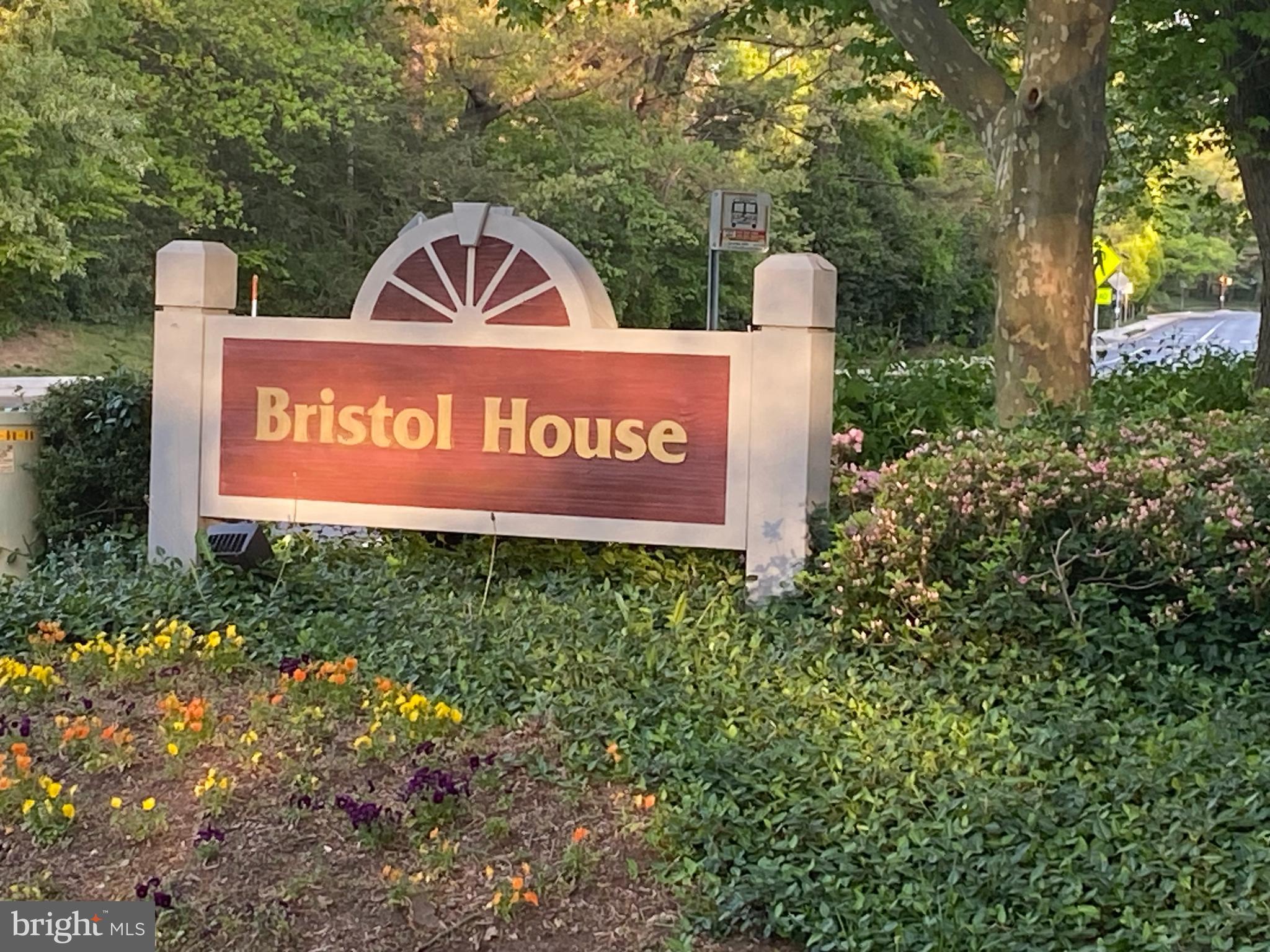 BRISTOL HOUSE - Residential