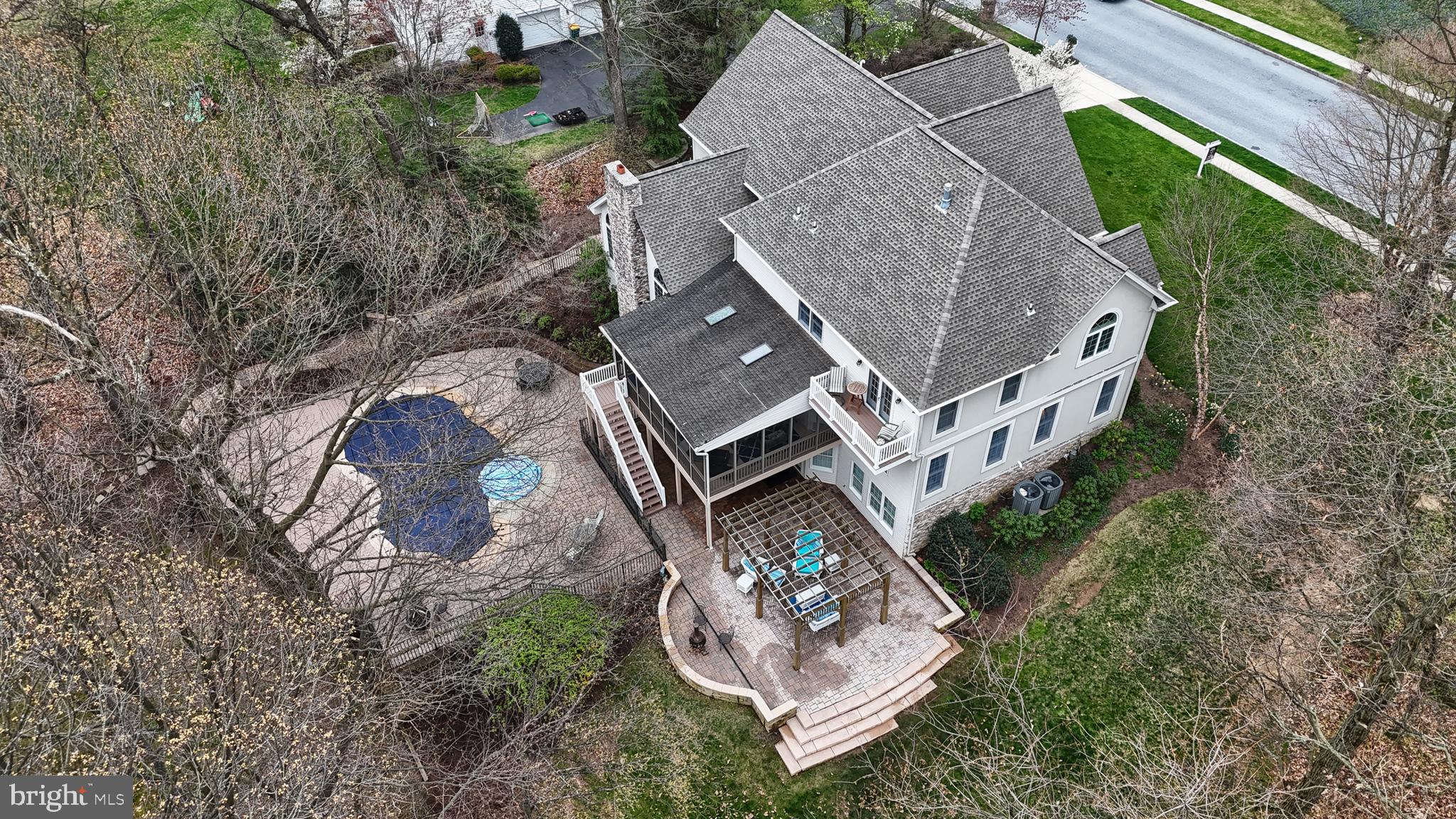 DERRY WOODS - Residential