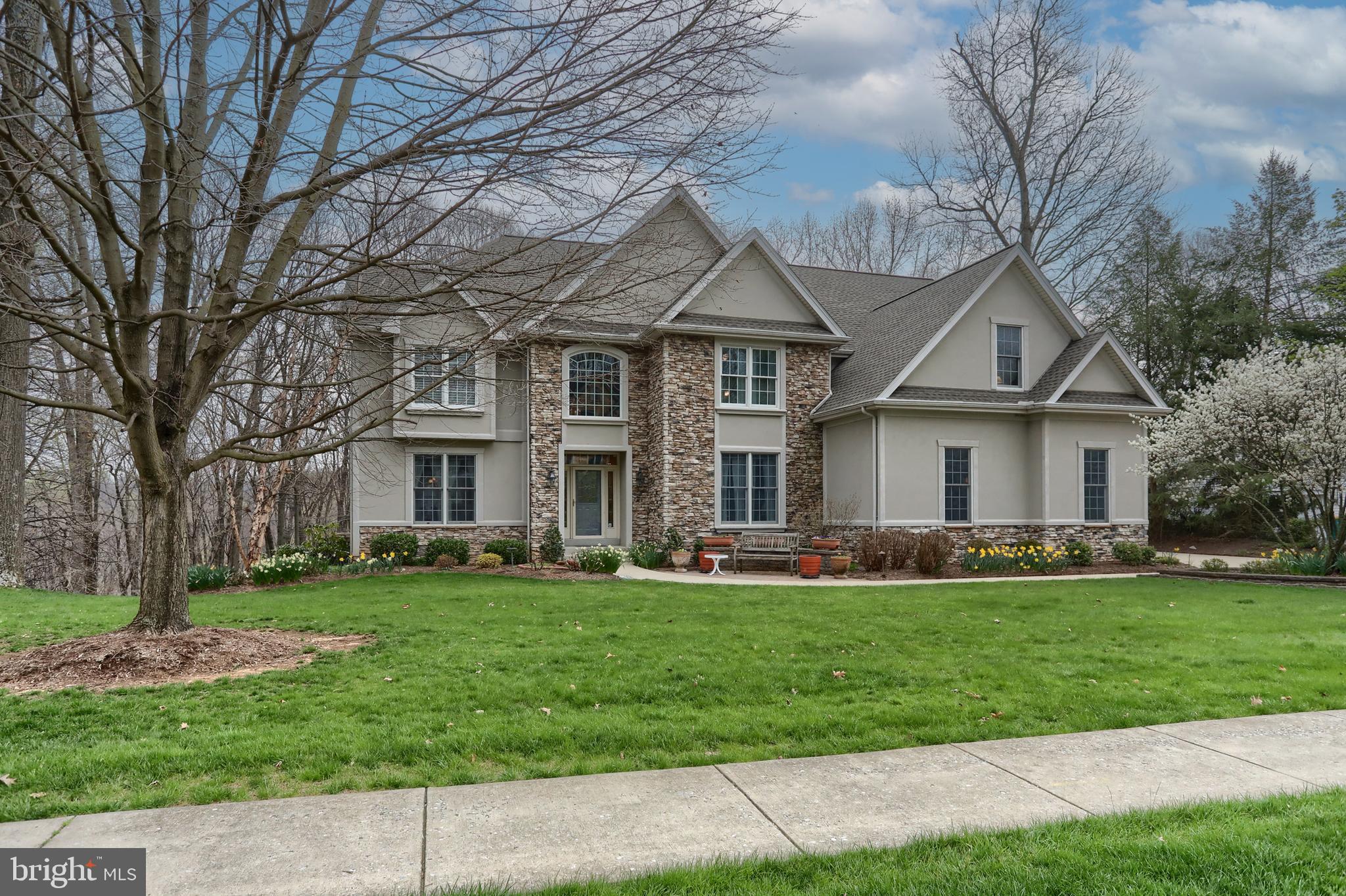 DERRY WOODS - Residential