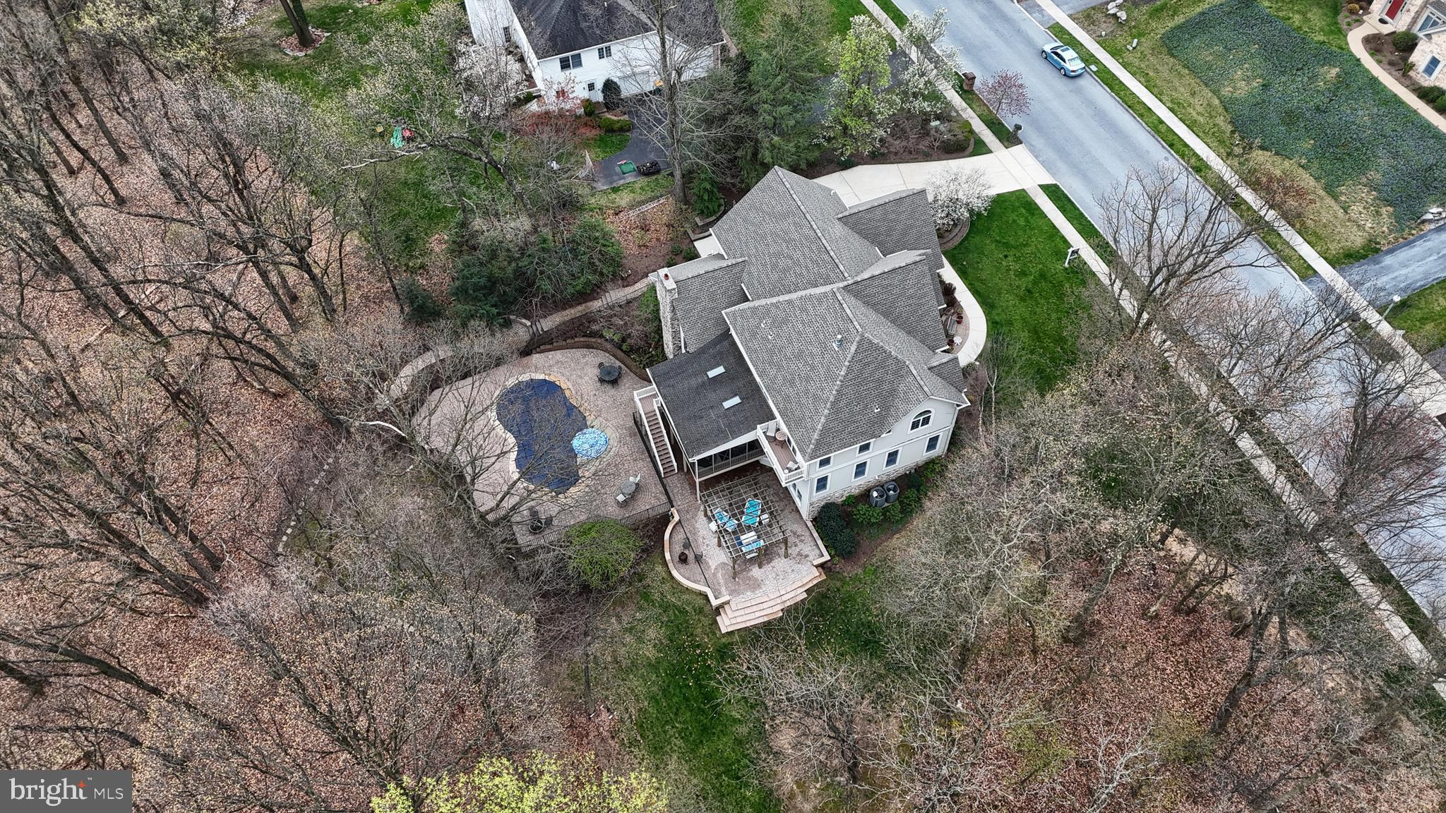 DERRY WOODS - Residential