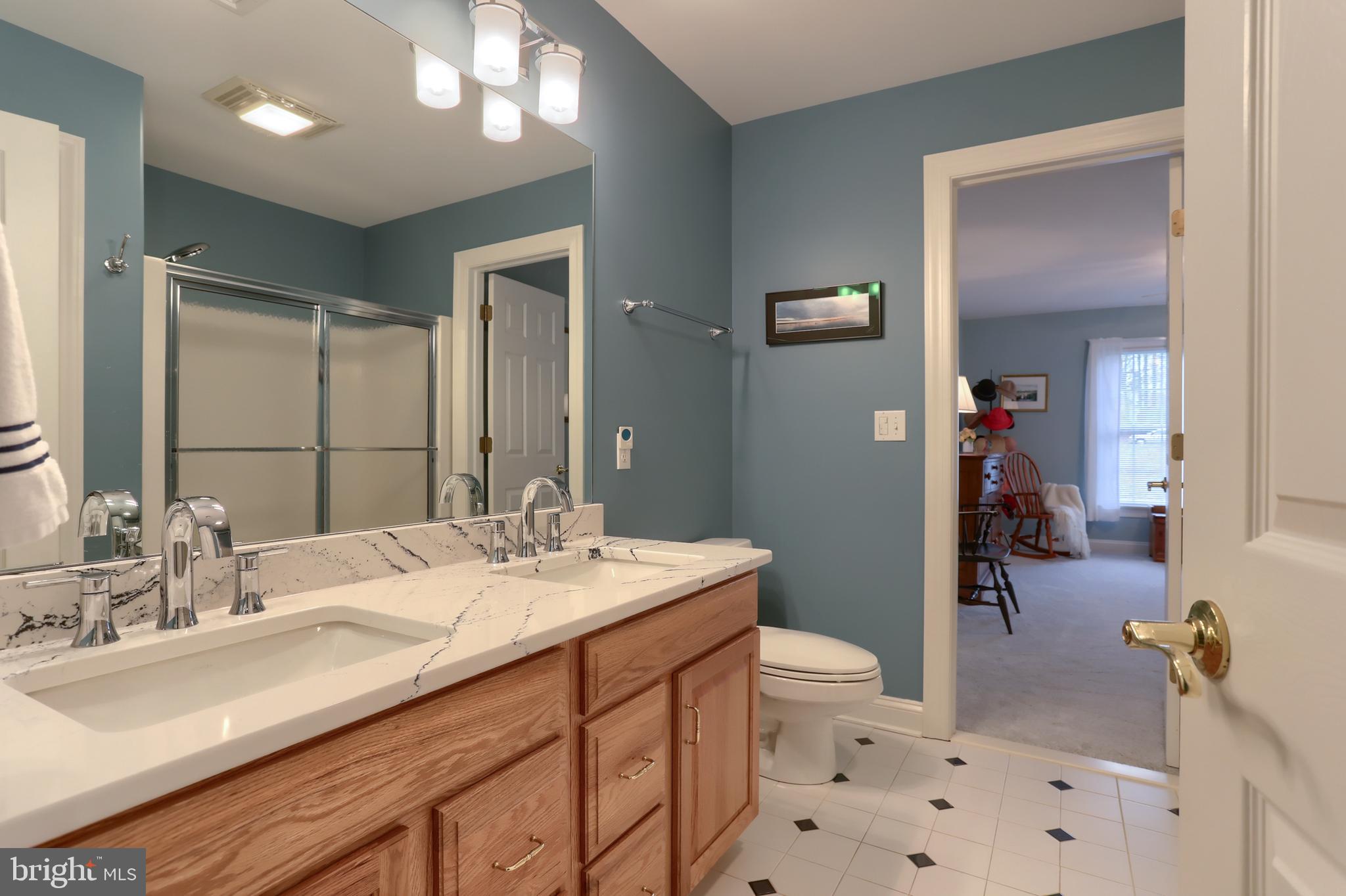 DERRY WOODS - Residential