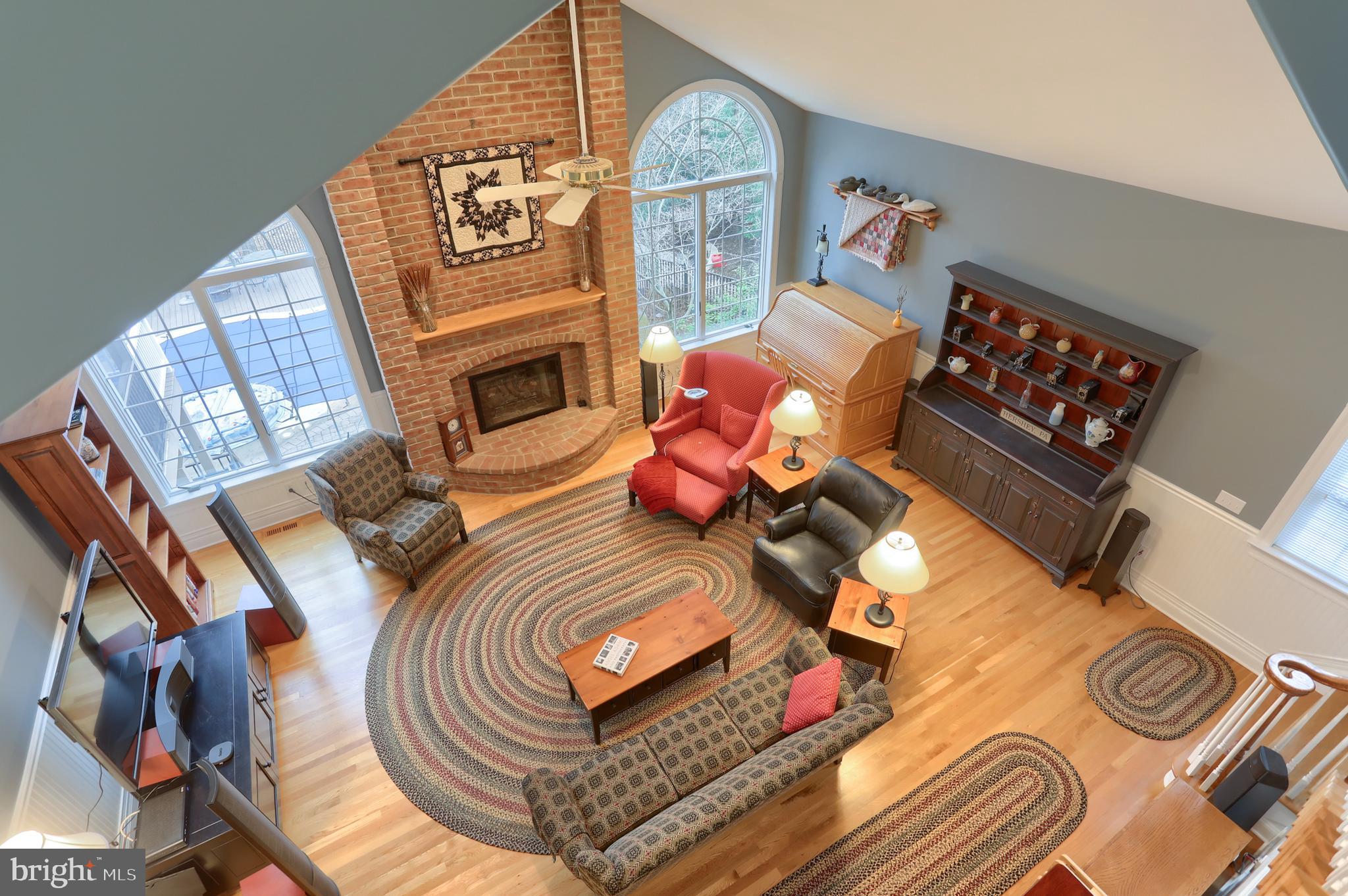 DERRY WOODS - Residential