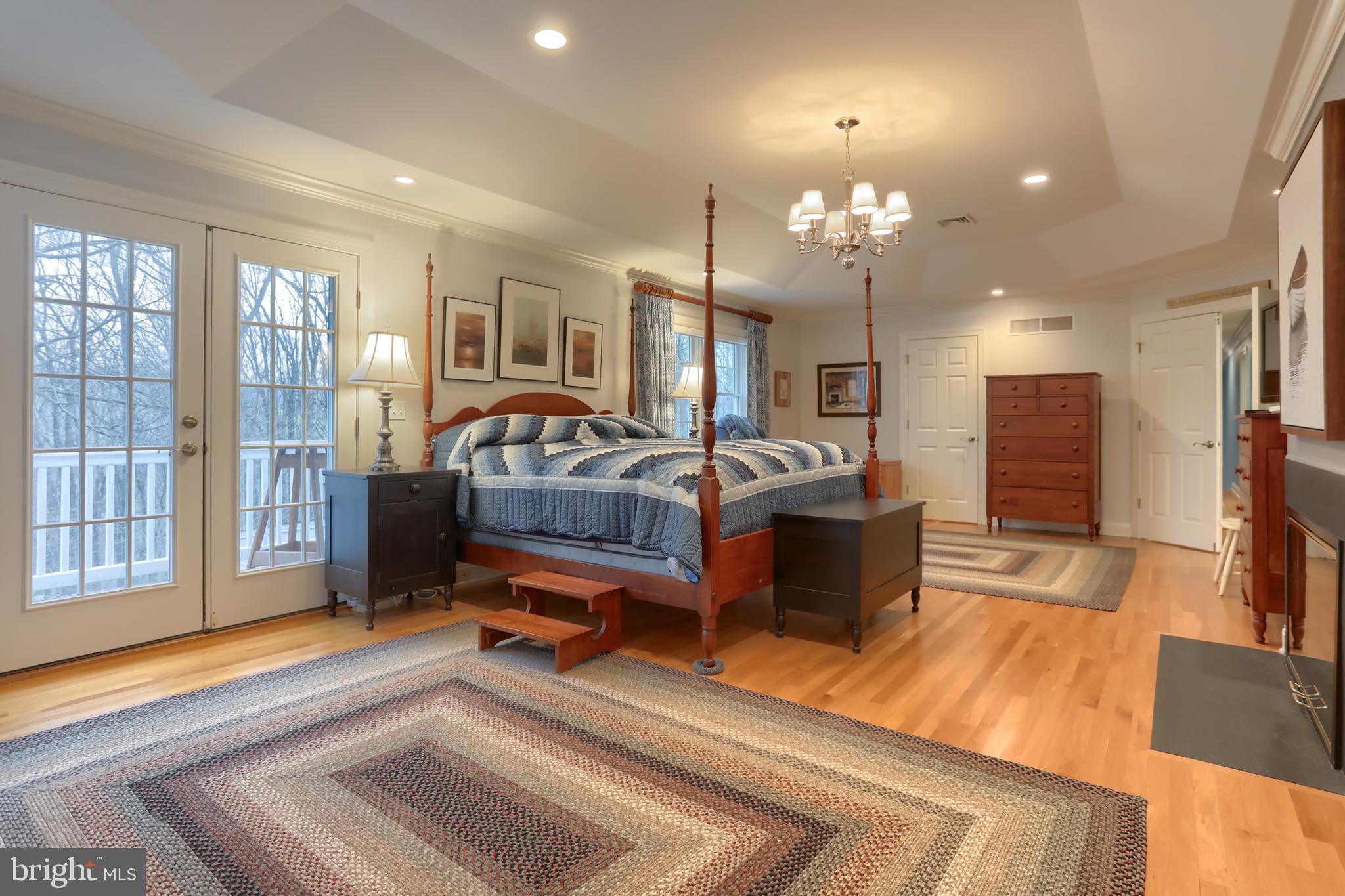 DERRY WOODS - Residential