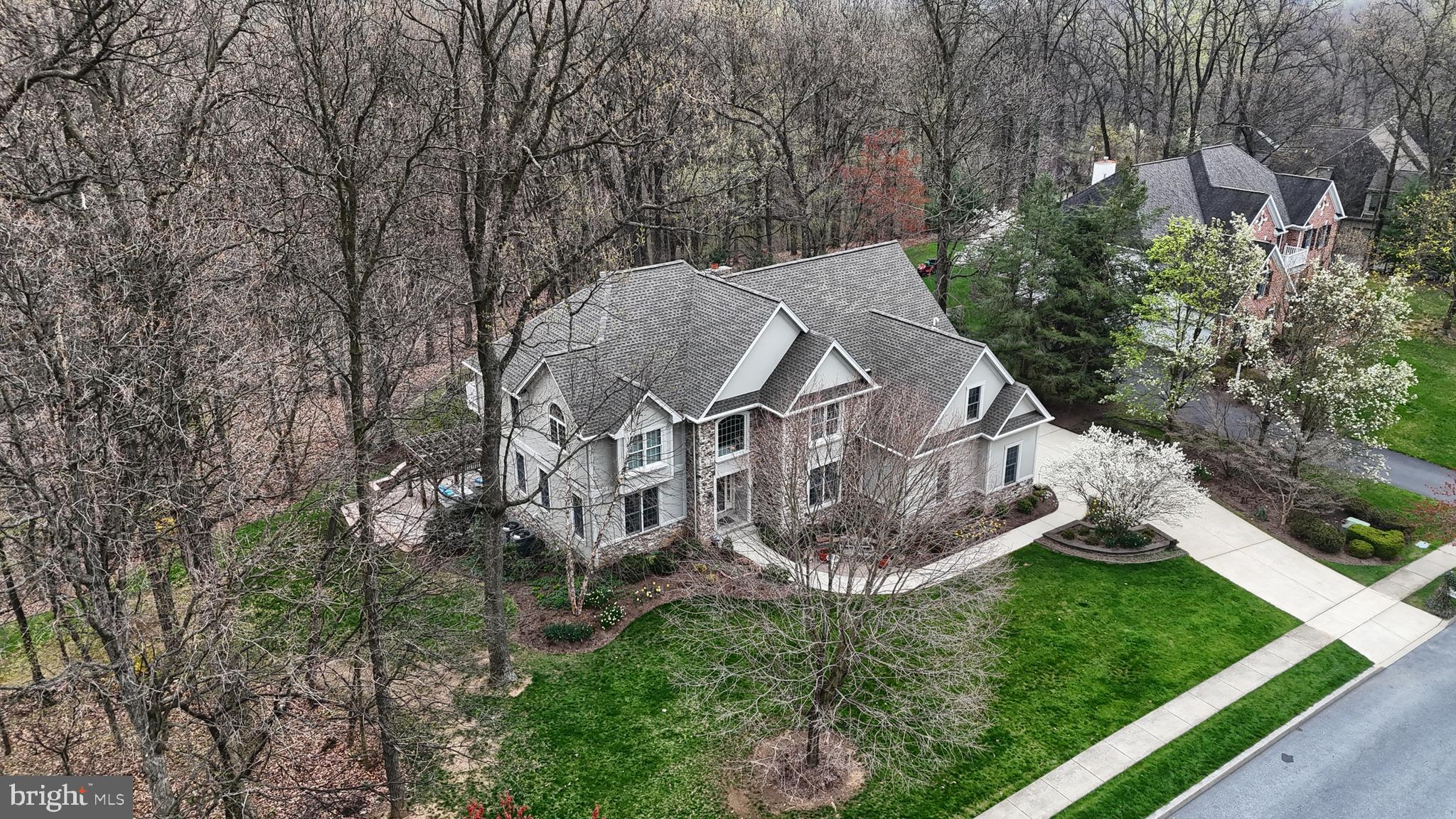 DERRY WOODS - Residential