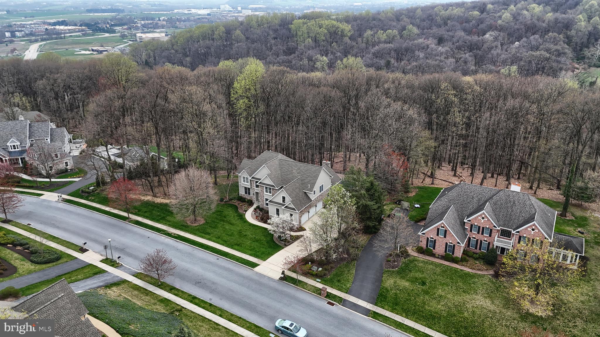 DERRY WOODS - Residential